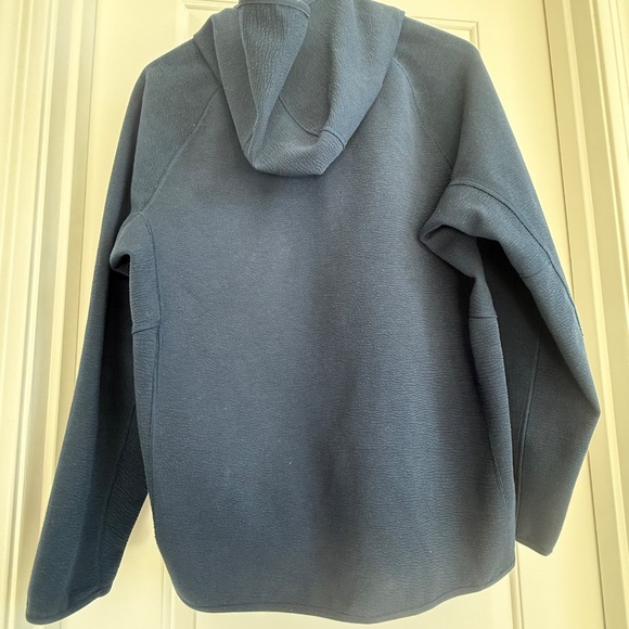 Lululemon Mens Navy Hoodie, Size Small - Picture 2 of 4